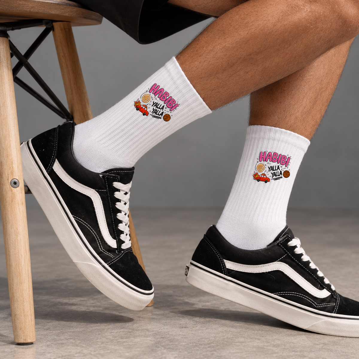 Habibi Yalla Socks: Hurry Up, Wait